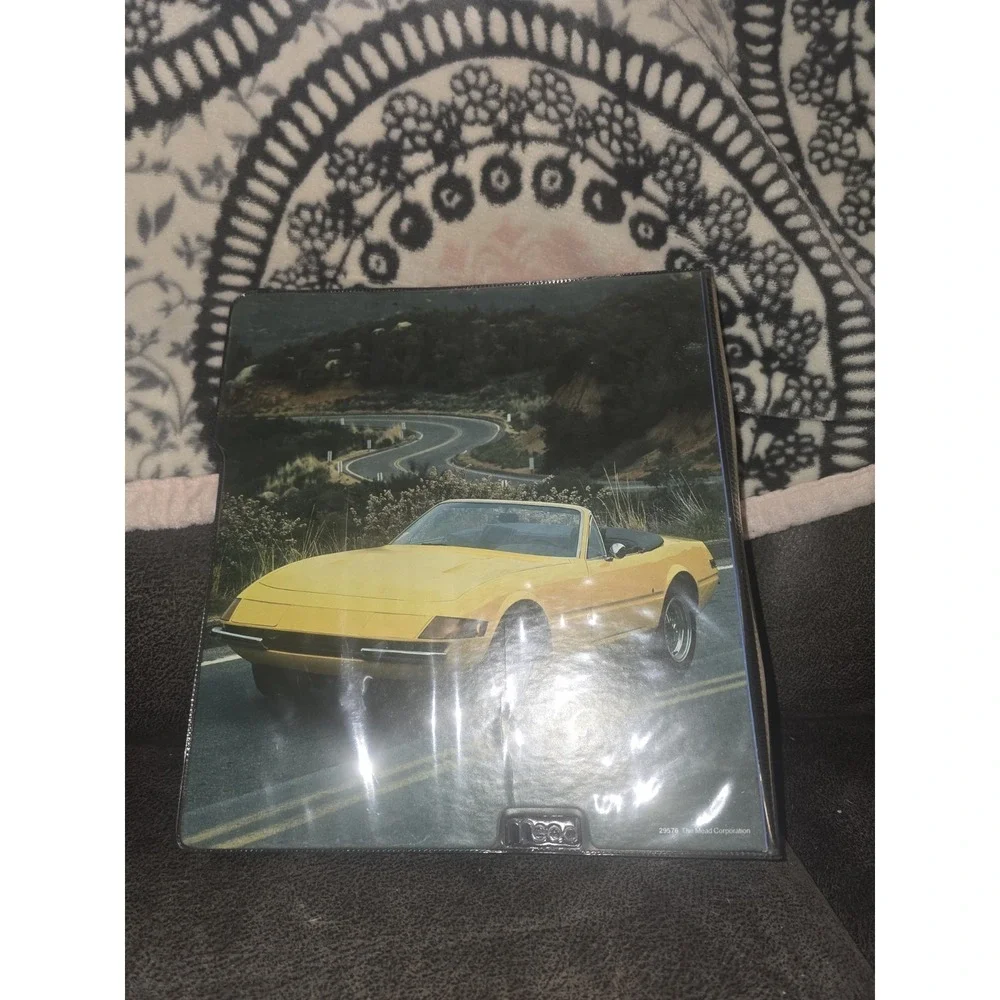 Mead 1992 Binder  The Mead Coporation 29576